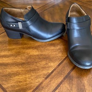 Natural soul booties